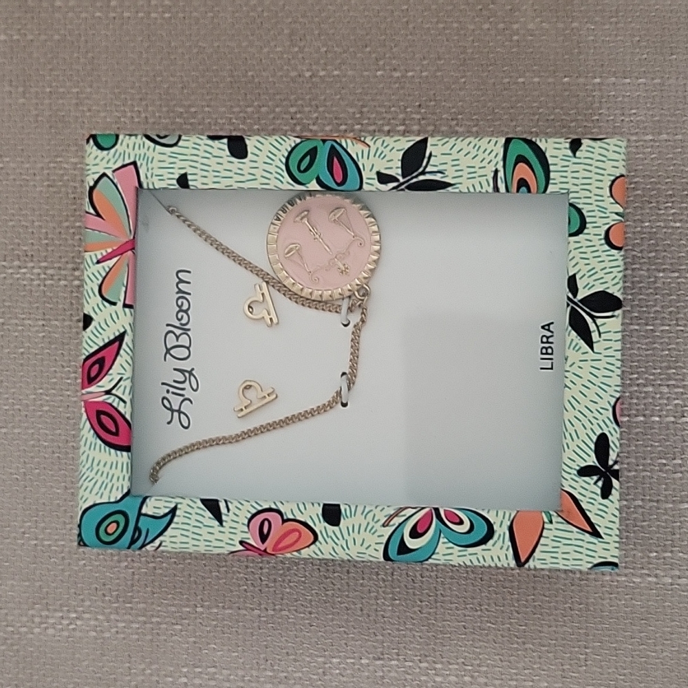 NIB Lily Bloom Libra Costume Jewelry Set Necklace and‎ Earrings
